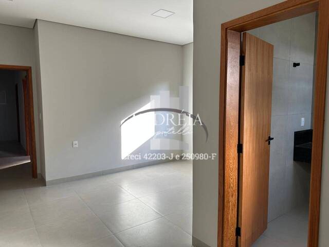 #76 - Casa para Venda em Araraquara - SP