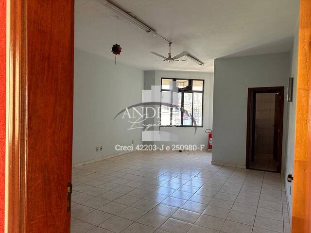 #87 - Sala para Venda em Araraquara - SP - 3