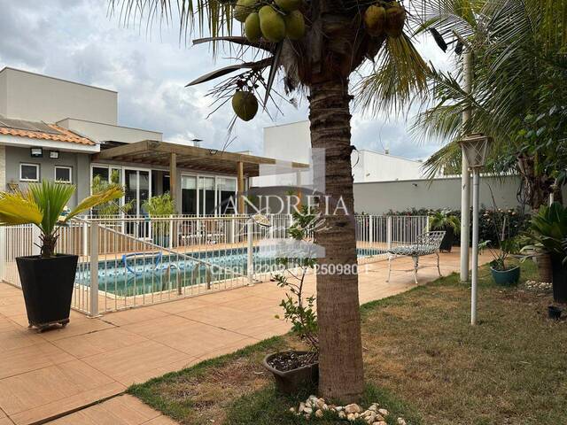 #96 - Casa para Venda em Araraquara - SP