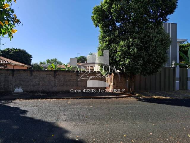 #103 - Casa para Venda em Araraquara - SP - 2