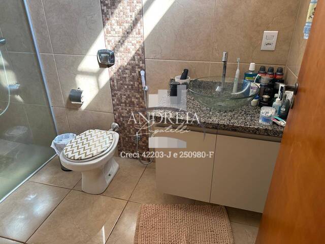 #107 - Casa para Venda em Araraquara - SP - 2