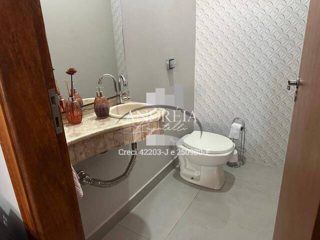 Casa para Venda em Araraquara - 2